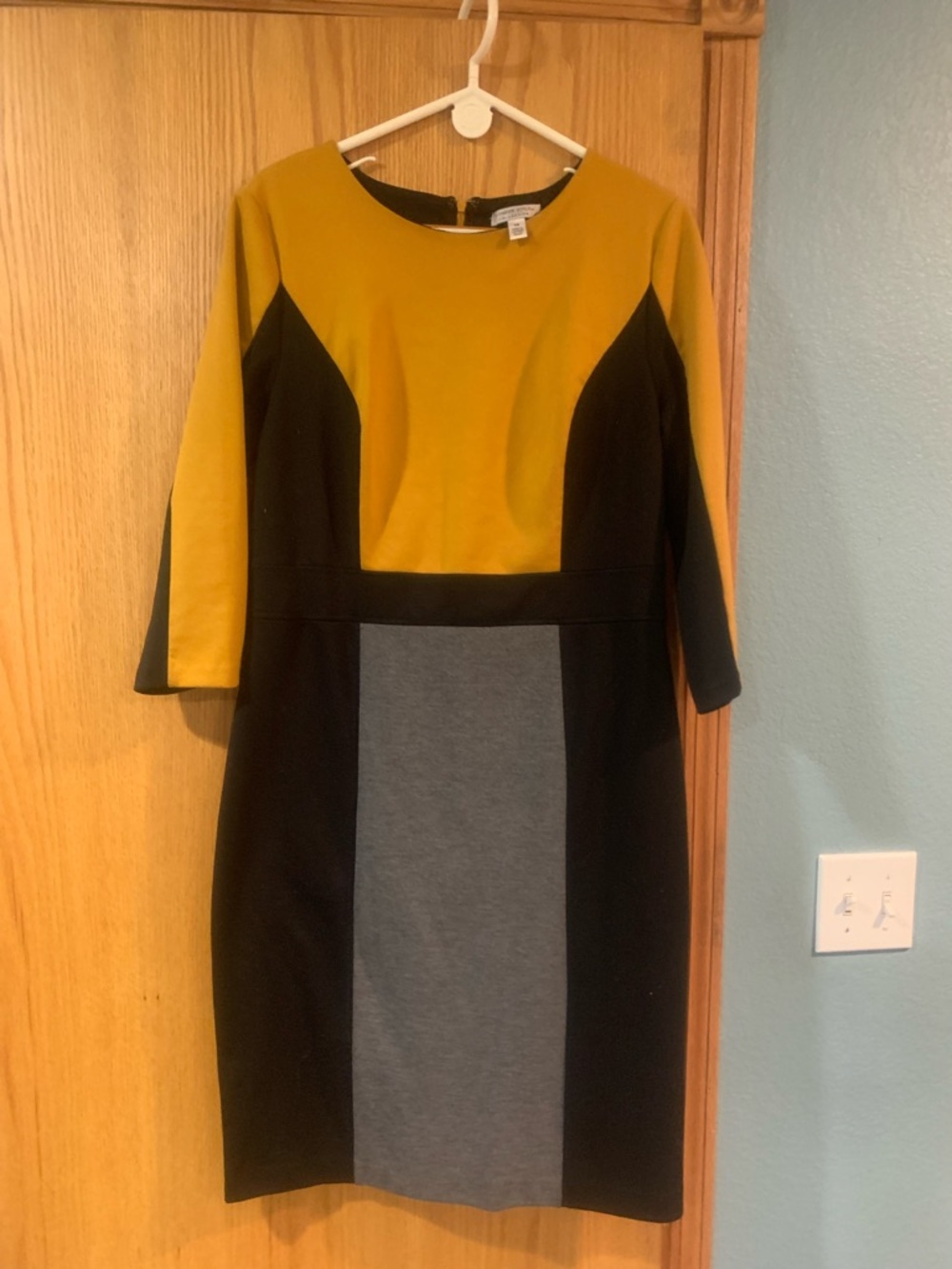 London Style Colorblock Mustard, Black & Gray Long Sleeve Sheath Dress